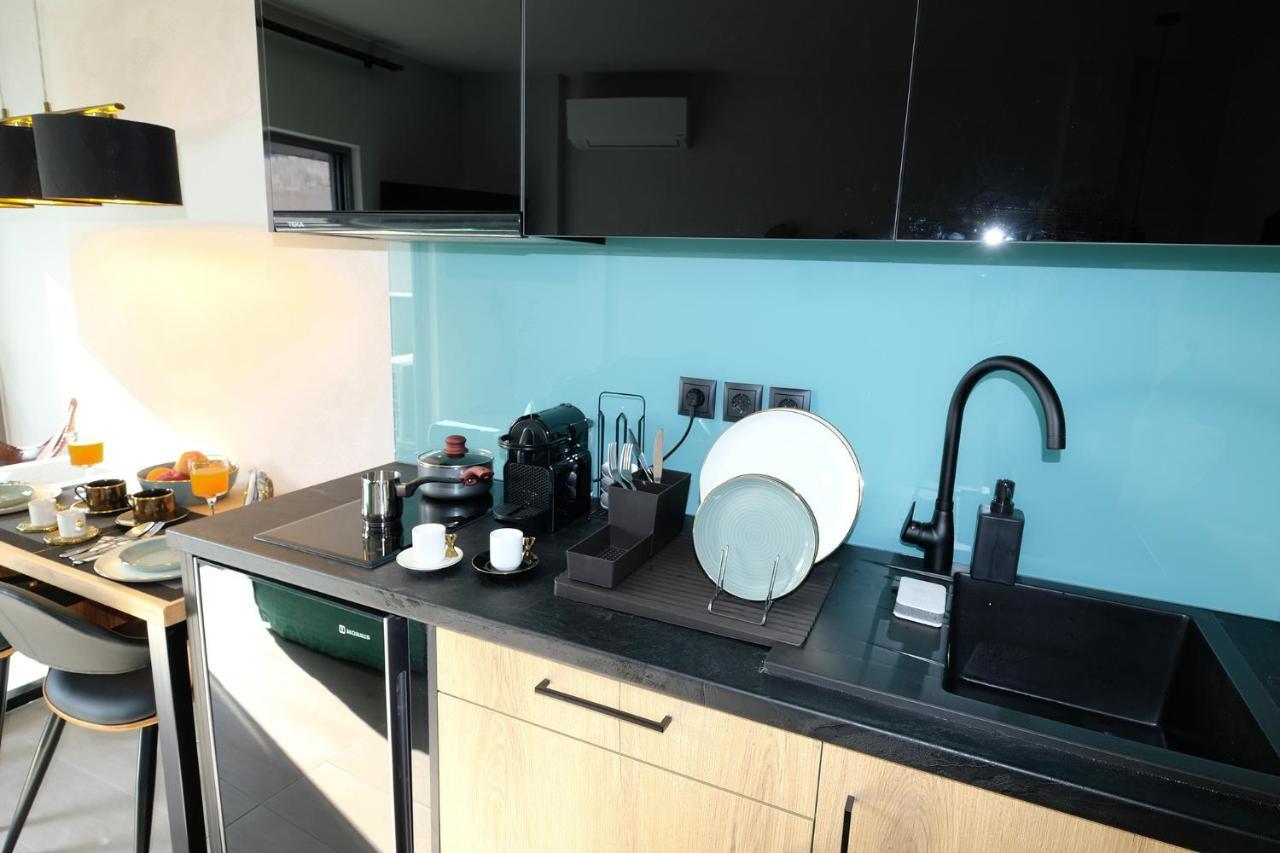 Ermou Monastiraki View Acropolis W Jacuzzi Apartment Athens Exterior photo
